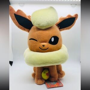 Pokemon Banpresto Flareon with Evolution Stone Winking Plush